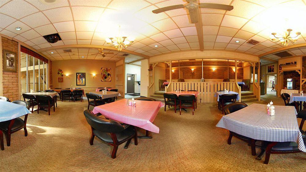 Rodeway Inn Cow Palace Lamar エクステリア 写真