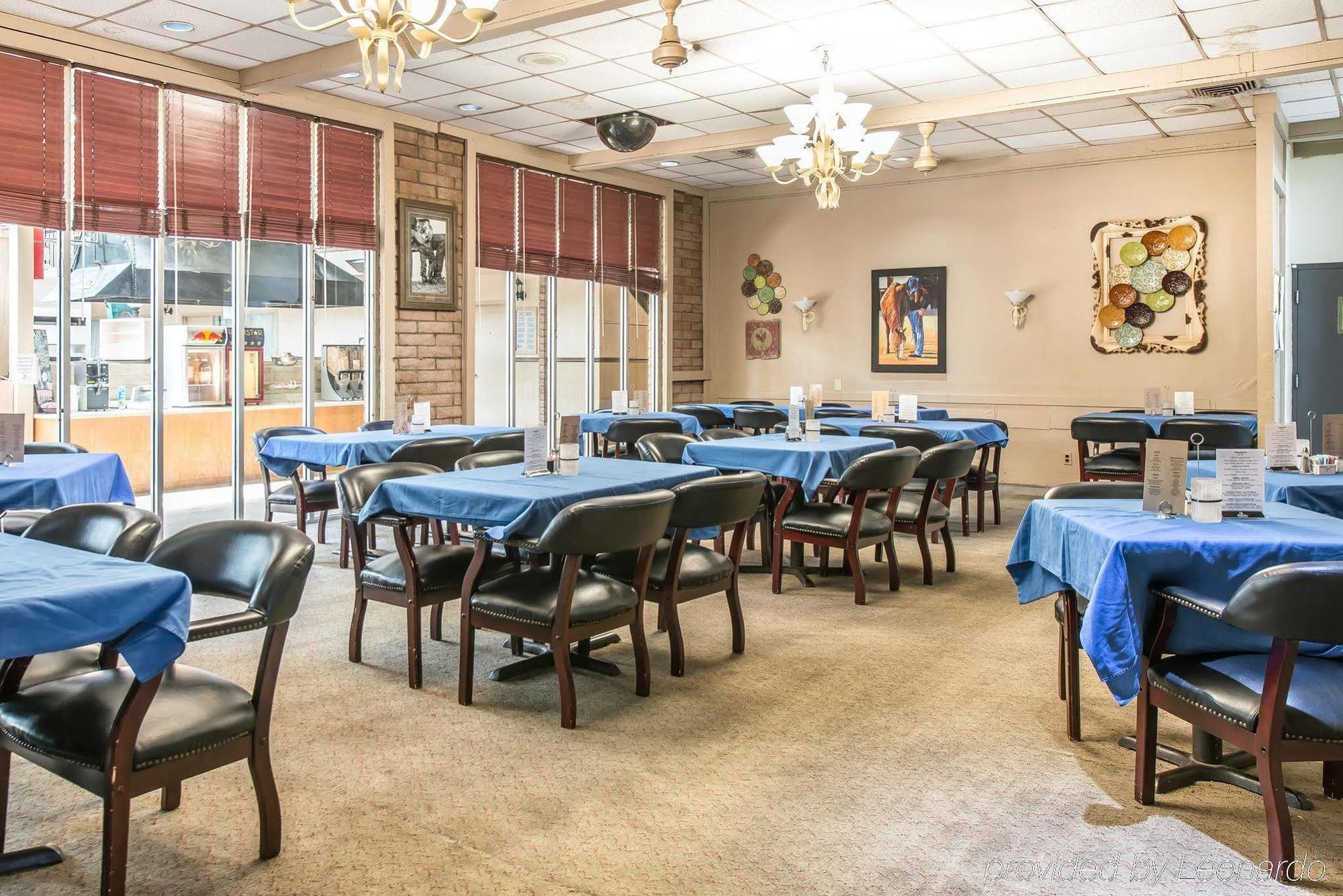 Rodeway Inn Cow Palace Lamar エクステリア 写真