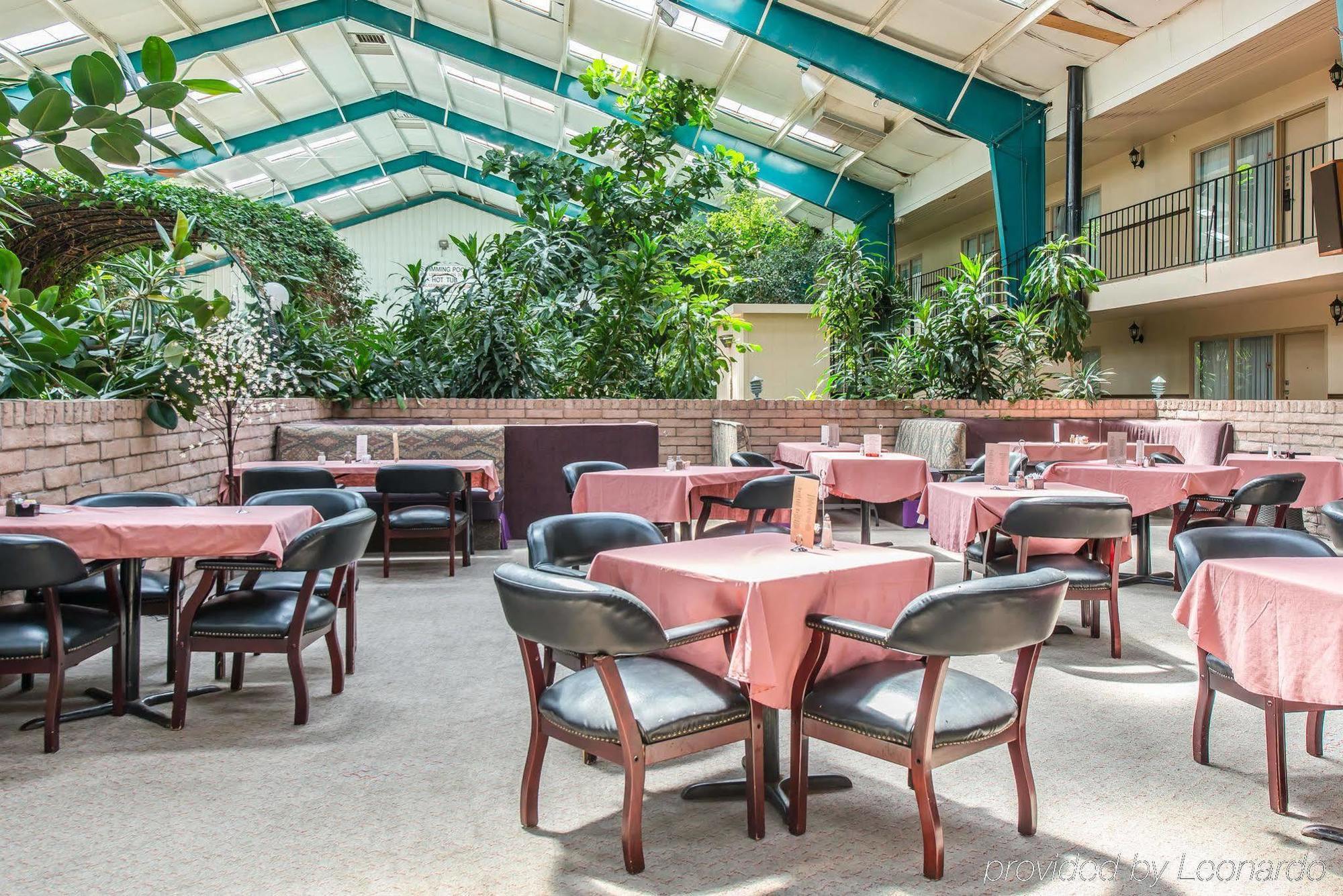 Rodeway Inn Cow Palace Lamar エクステリア 写真
