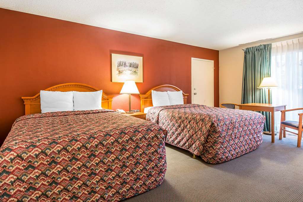 Rodeway Inn Cow Palace Lamar エクステリア 写真